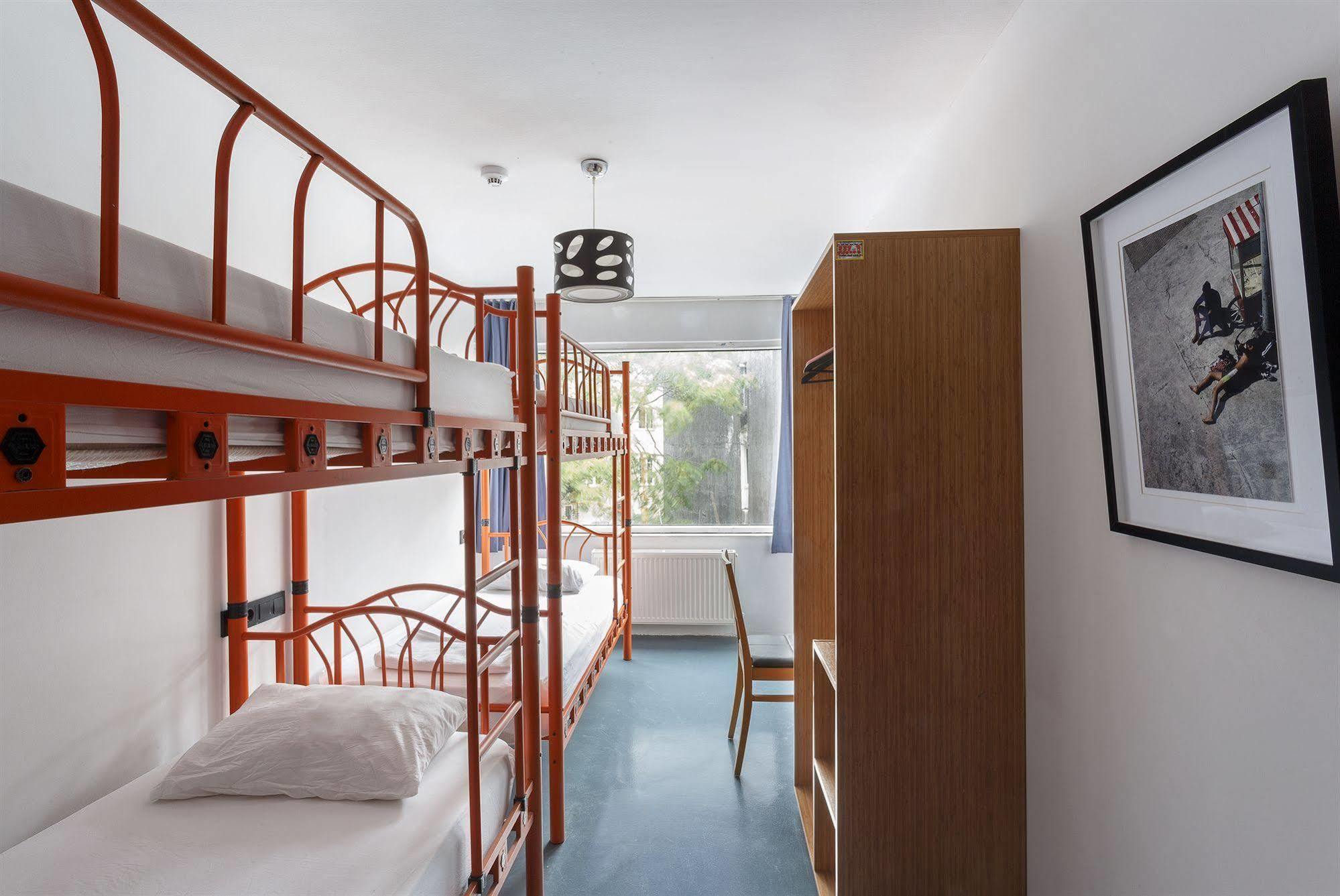 Hush Hostel Moda Istanboel Buitenkant foto
